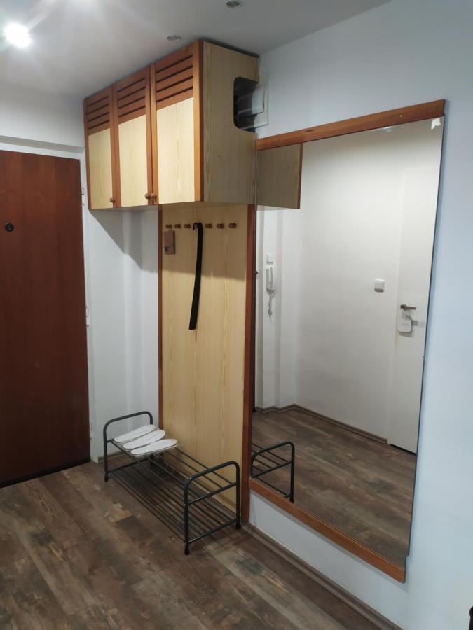 Pisqor Apartment - Self Check-In Bratislava Exterior foto